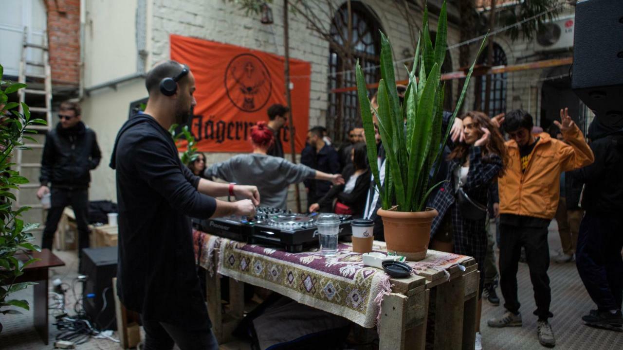 Flora Hostel Baku Luaran gambar