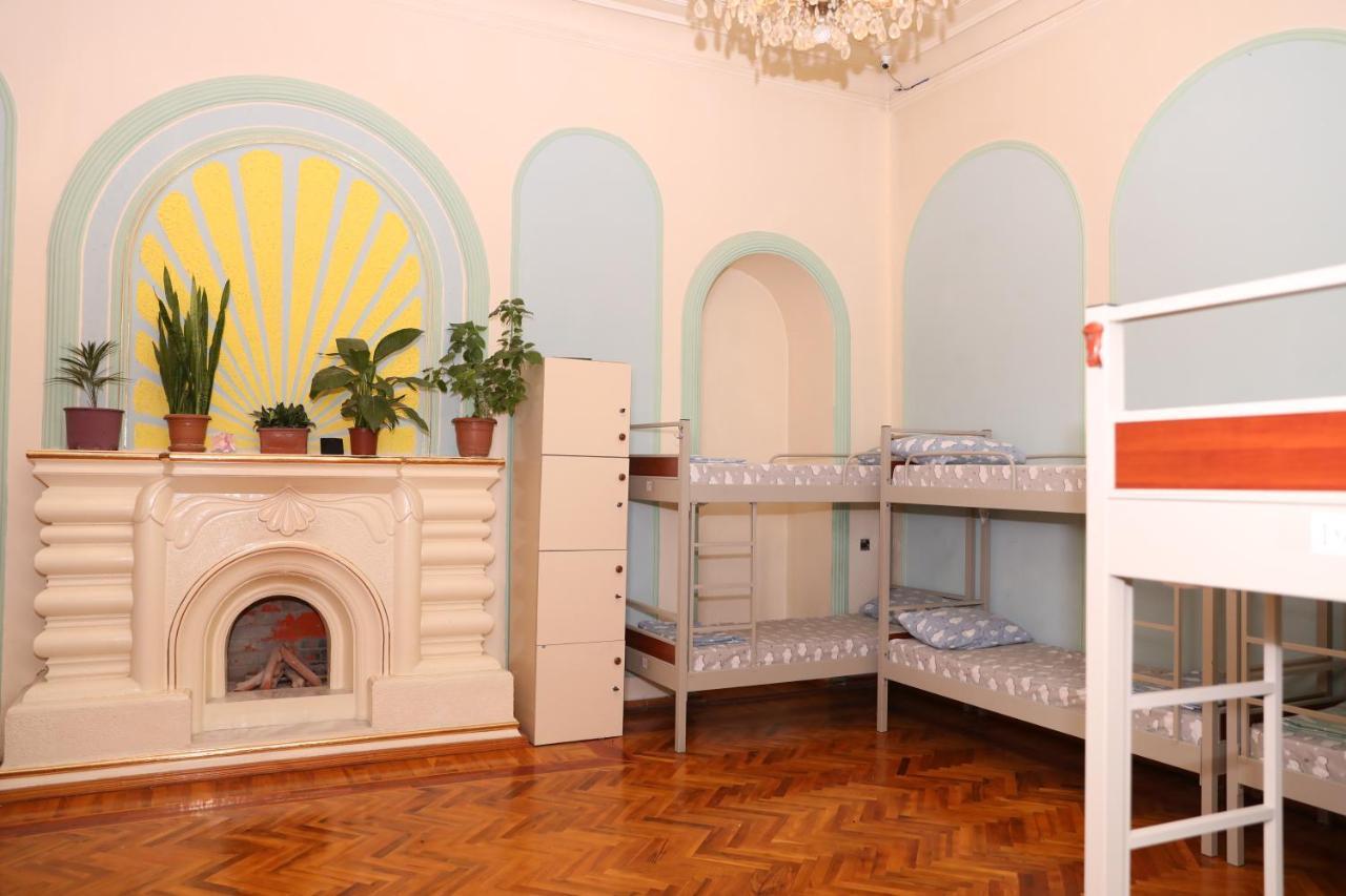 Flora Hostel Baku Luaran gambar